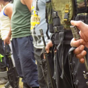“Fue un hecho injustificable”: secretariado de las Farc admitió que reclutó a más de 18.000 menores de edad