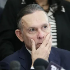 La Corte Suprema indagará a Efraín Cepeda por presunta manipulación de la votación de la consulta