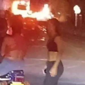 Explotó carro bomba en vía Panamericana en Patía, Cauca: una mujer muerta y dos policías heridos