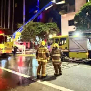 Así fue el incendio en reconocida clínica de Medellín que generó pánico y causó la evacuación masiva de 150 personas