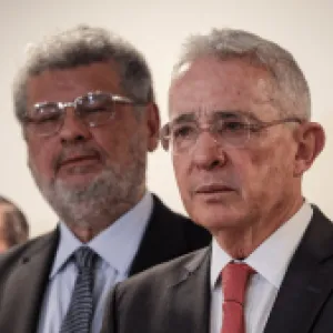 “Sería una herejía jurídica”: abogado del expresidente Álvaro Uribe sobre el escenario de una posible condena 