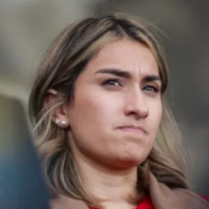 Laura Sarabia dice que la imprenta Nacional aún no tiene la capacidad para producir pasaportes 