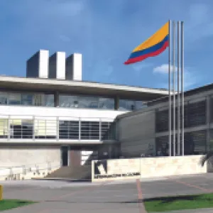 Imprenta Nacional: historia, qué hace y cómo se financia la entidad que podría asumir la expedición de los pasaportes
