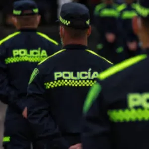Los dos patrulleros que cambiaron su identidad para robar: retuvieron y le quitaron más de 750 millones a un hombre