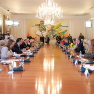 Petro, el presidente de los 55 ministros y 120 viceministros