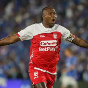  Uno por ciento de probabilidad: semblanza de la décima estrella de Santa Fe 
