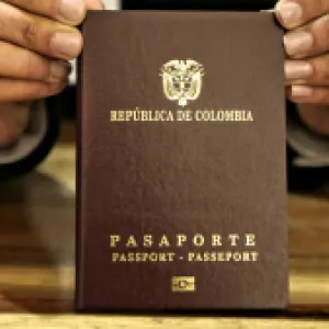 Gobierno extenderá contrato de pasaportes con Thomas Greg and Sons por seis meses más