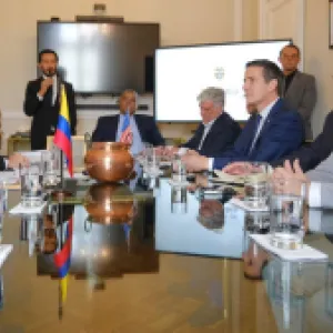 El presidente Petro se reunió con senadores estadounidenses: ¿cuáles fueron los temas centrales del encuentro?