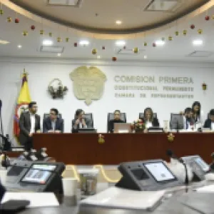 La codiciada ley de competencias: Gobierno anticipa el proyecto que redistribuye recursos a las regiones y en el Congreso pedirán más autonomía