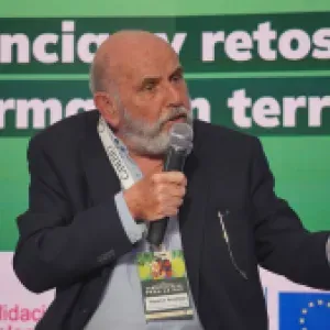 “No vamos a lograr la paz nunca si seguimos como vamos”: Maurice Armitage