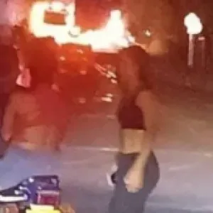 Explota carro bomba en vía Panamericana en Patía, Cauca: una mujer muerta y dos policías heridos