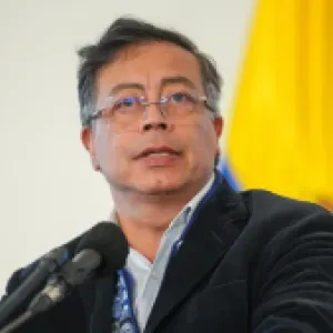 "El Gobierno no tiene deuda con las EPS": Gustavo Petro aseguró que, en cambio, las promotoras deben más de 100 billones de pesos