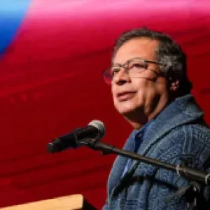 "Este gobierno no está arrodillado a Thomas Greg": el presidente Gustavo Petro cuestiona investigación de la Procuraduría en caso de los pasaportes