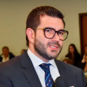 Juan Carlos Wills se baja de la candidatura a la presidencia de la Cámara