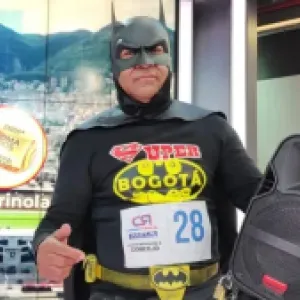 John Edison Mosquera, el Batman criollo que quiere ser presidente: este es su plan para remplazar a Petro en 2026