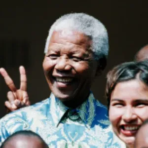 Nelson Mandela: el líder que derribó el ‘apartheid’ y cambió la historia de Sudáfrica