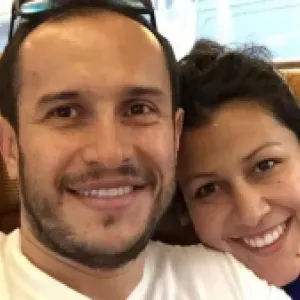 El duelo doble de un padre: habla por primera vez el esposo de Yessica Calvera, asesinada por su hijastro de 16 años en Bogotá