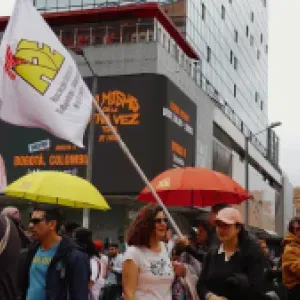 "Es lamentable que la Alcaldía de Galán nos descuente el día": líder sindical de los maestros durante las protestas en Bogotá