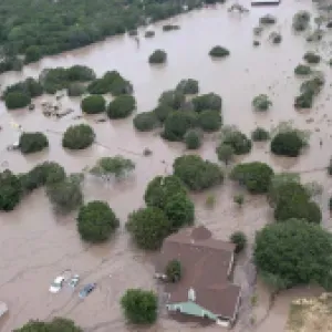 Fotos: las devastadoras imágenes que dejaron las inundaciones en Texas durante el fin de semana