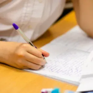 ¿Qué tanto inglés hablan los colombianos y cuáles son las ciudades con mejor y peor nivel? Esto dice estudio internacional