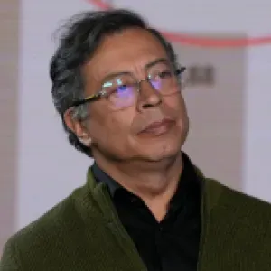 Las razones por las que una jueza le ordenó a Gustavo Petro retractarse de sus afirmaciones contra el fiscal Mario Burgos 