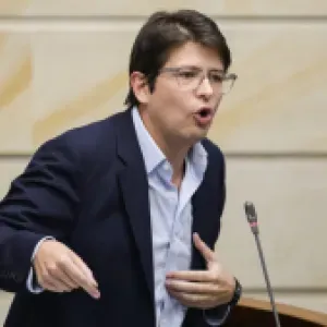 Fiscalía imputó homicidio agravado a cuatro de los presuntos implicados en el atentado a Miguel Uribe Turbay