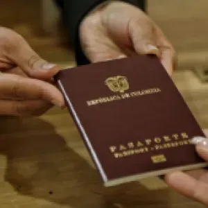Canciller (e) Rosa Villavicencio dio más detalles del nuevo modelo de producción de pasaportes con la Imprenta Nacional