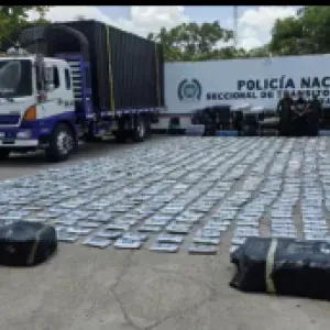 Golpe al narcotráfico en vías de La Guajira: incautan tonelada y media de marihuana