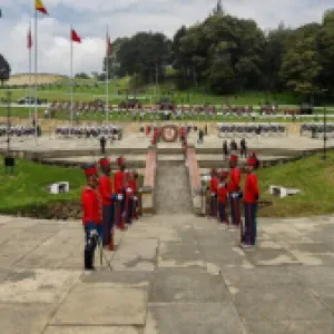 Ejército celebra 215 años con homenaje en el Puente de Boyacá: Gustavo Petro presidirá la ceremonia