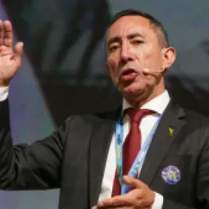 Expresidente de Hocol denunció a Ricardo Roa por amenazas, presiones y campaña de desprestigio