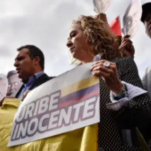 Marchas del 7 de agosto en apoyo a Álvaro Uribe: ciudades, puntos de encuentro y horarios
